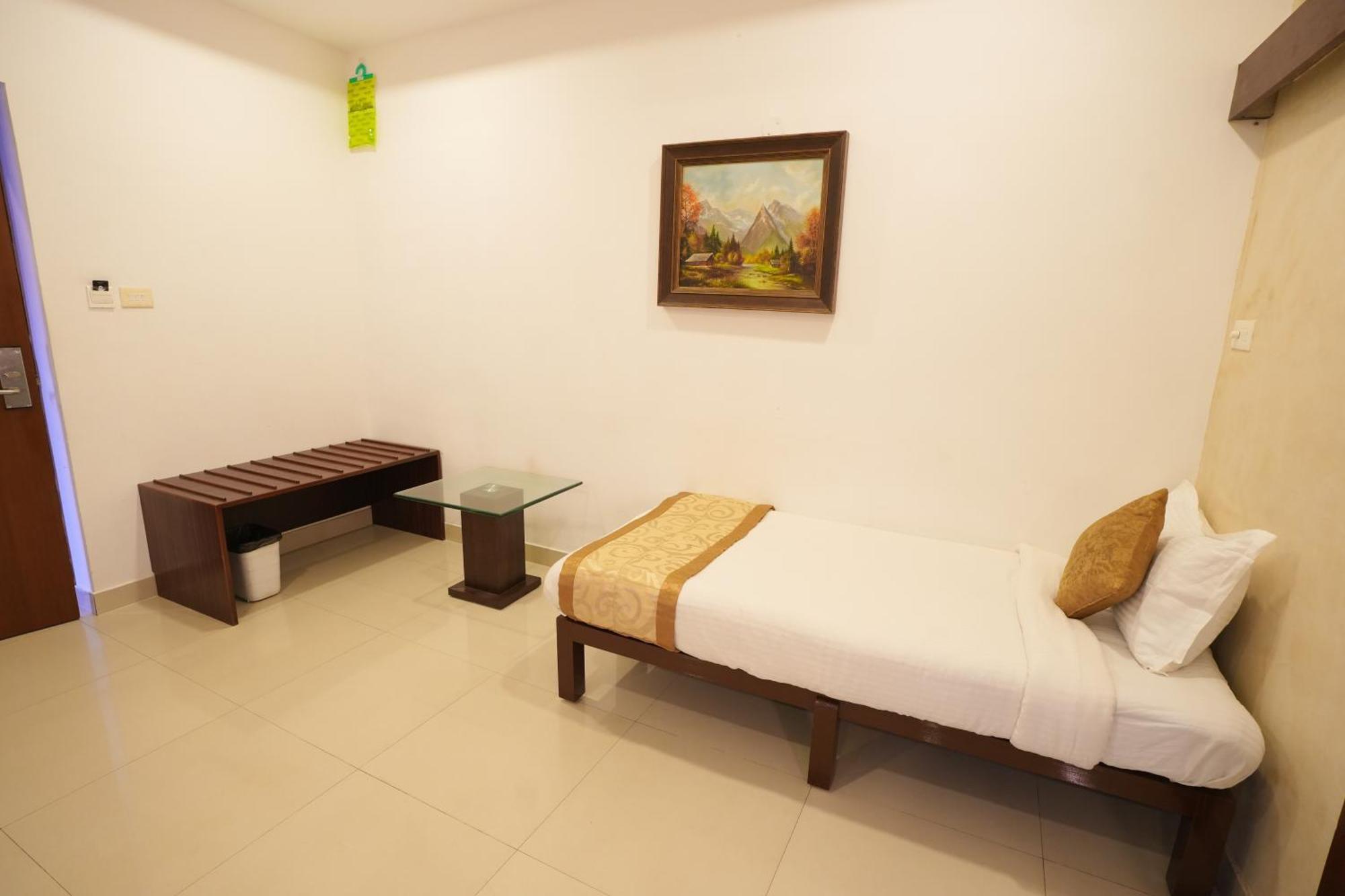 Avenue 11 Boutique Residences, Poes Garden Chennai Zewnętrze zdjęcie