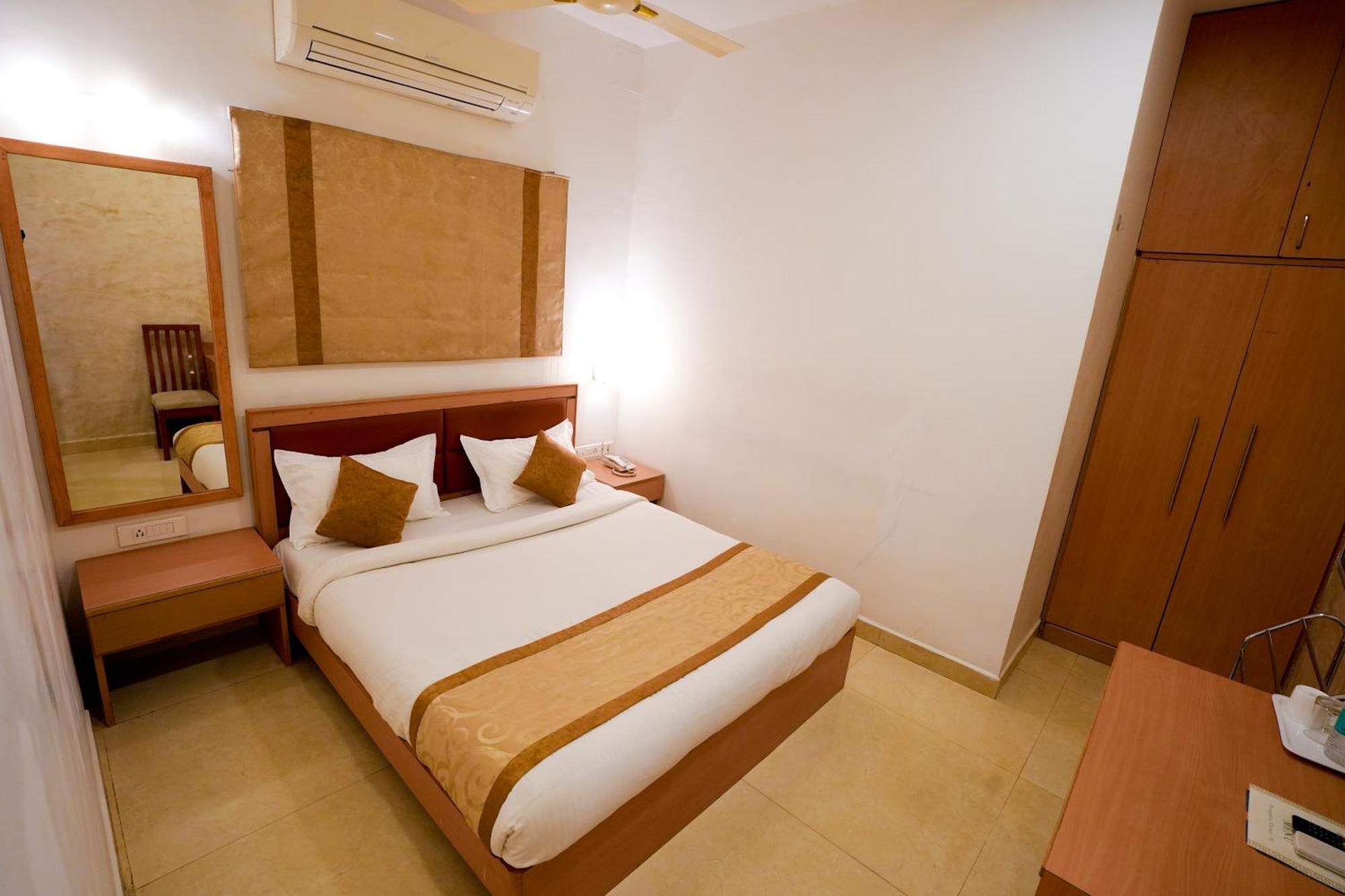 Avenue 11 Boutique Residences, Poes Garden Chennai Zewnętrze zdjęcie